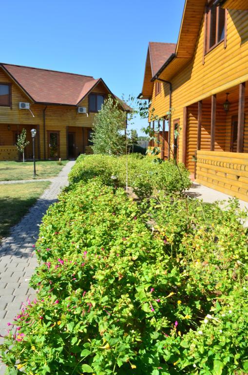 Panska Hata Hotel Nyzhnya Khortytsya Exterior foto