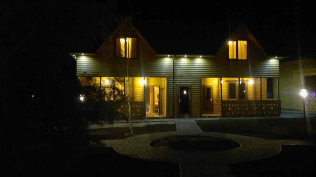 Panska Hata Hotel Nyzhnya Khortytsya Exterior foto