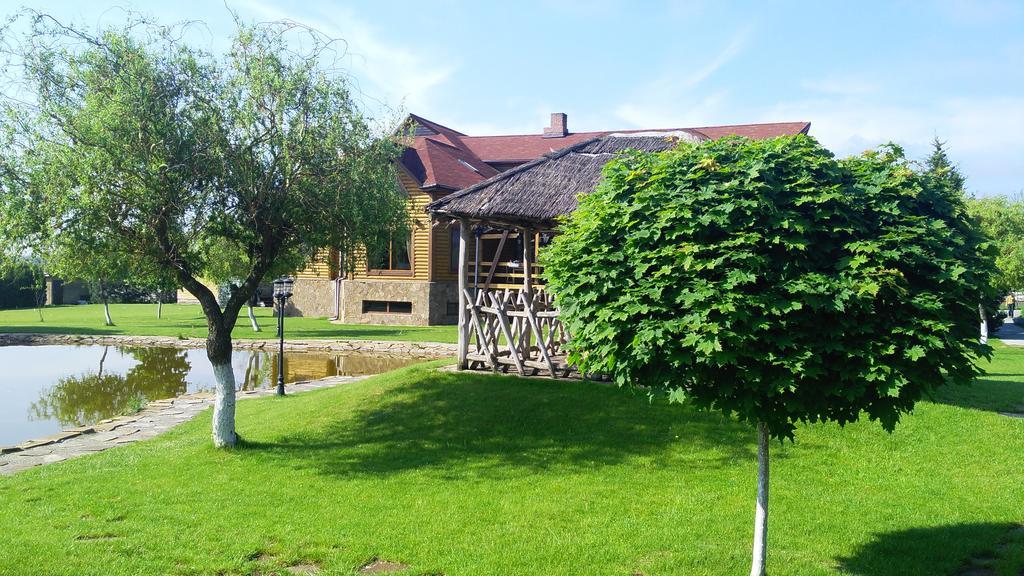 Panska Hata Hotel Nyzhnya Khortytsya Exterior foto